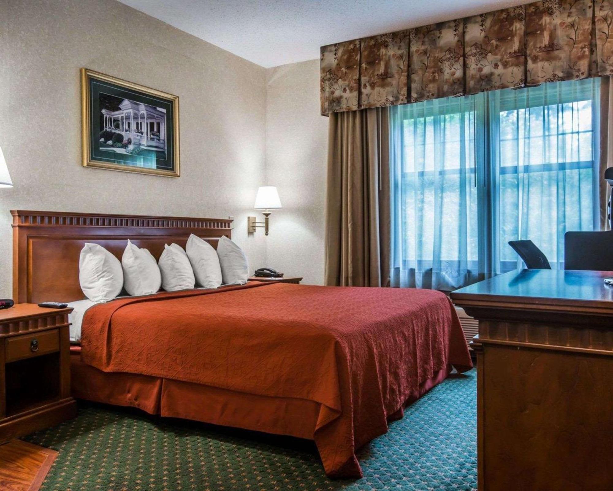 Lodge Econo - George Glens Falls
