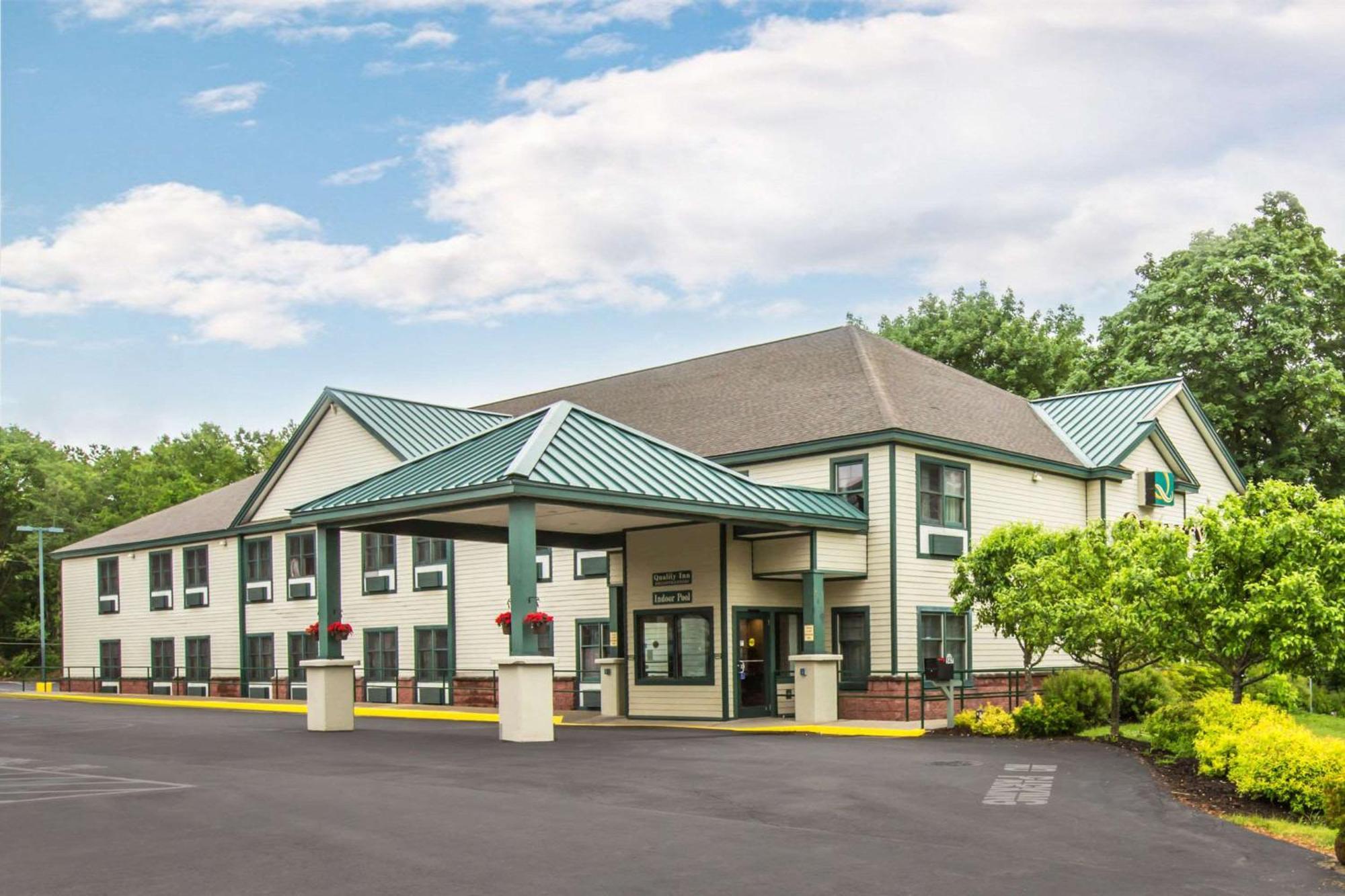 Econo - George Lodge Glens Falls